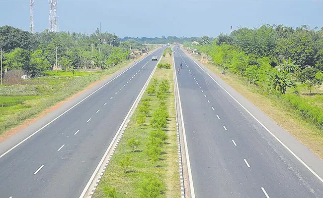 Huge funds for the development of national highways Andhra Pradesh - Sakshi