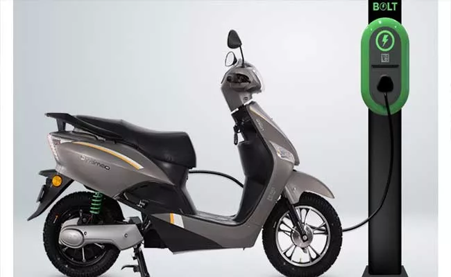 Hero Electric Partners With Bolt to Put Up 50000 Charging Stations in India - Sakshi