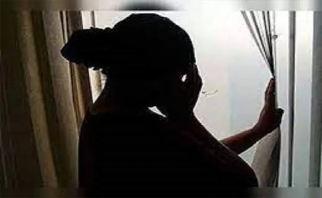 Man Molestation on Daughter Friend in Gudur Tirupati District - Sakshi