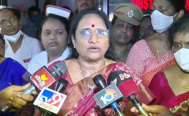 Vasireddy Padma Comments After TDP Attack On Her At Vijayawada - Sakshi