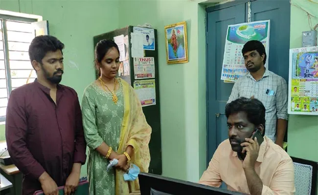 Guntakal Mydukur Priyanka MRO Office Love Marriage - Sakshi