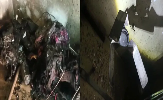 Man Deceased after Electric bike Battery Blast Vijayawada - Sakshi