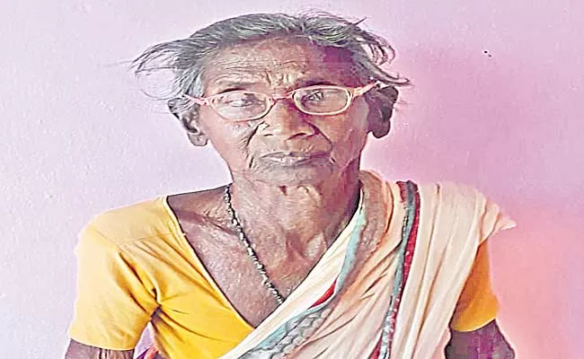 Telangana: Aasara Pension Beneficiaries Not Getting Pension From 2 3 Months - Sakshi