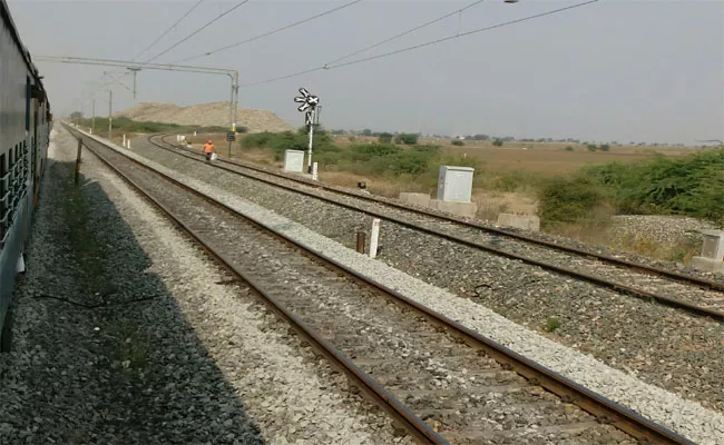 Railway Line Electrification Completed In YSSR Kurnool Districts - Sakshi