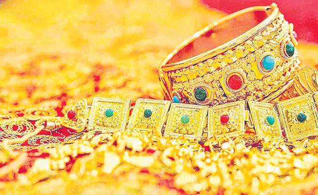 Gems and jewellery exports rebounded in 2021-2022 to touch 39. 15 billion dollers - Sakshi