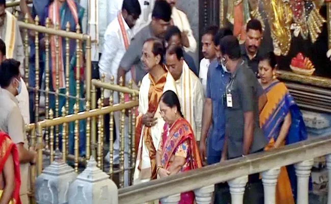 Cm Kcr Visit To Yadadri Temple - Sakshi