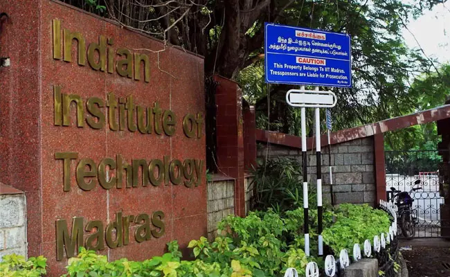 Chennai: Covid Cases Rise 111 In Iit Madras - Sakshi