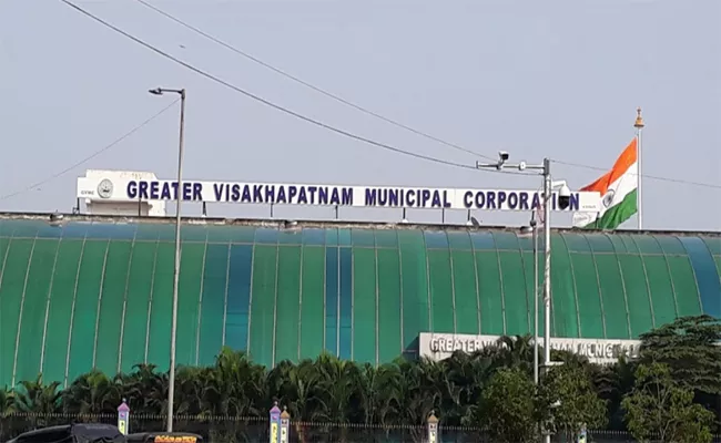 GVMC Commissioner Blacklisted 26 Contractors In Visakhapatnam Area - Sakshi