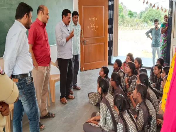  Telangana: Kasturba Gandhi Girls School Students Protest Over Teacher Rejoining - Sakshi