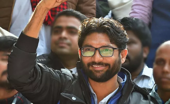 Bail for Jignesh Mevani in Case of Assault on Woman Cop in Assam - Sakshi