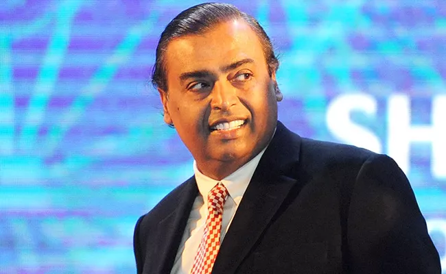 Mukesh Ambani Reliance, Apollo Plan Joint Bid For Walgreens Boots - Sakshi