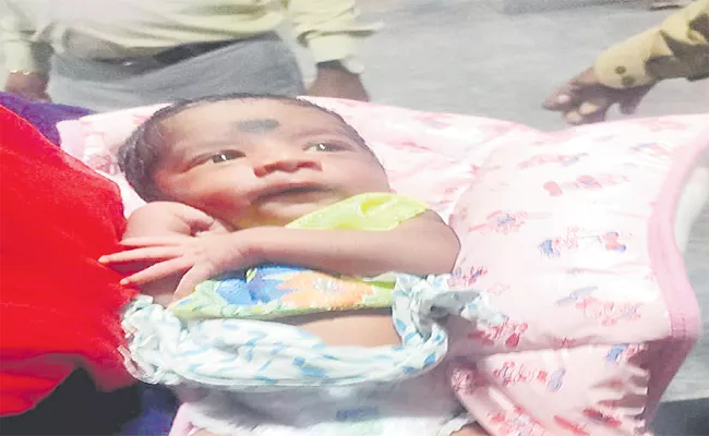 Abandoned Born With A Disability In Auto - Sakshi