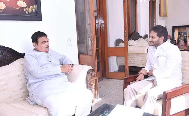 AP CM YS Jagan Meets Nitin Gadkari Over - Sakshi