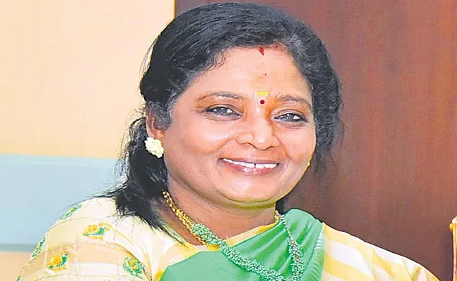 TS Governor Tamilisai Soundararajan Delhi Tour To Meet Amit Shah - Sakshi