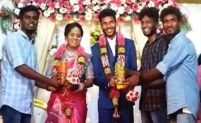 Viral: Friends Gift Newlywed Couple Petrol Diesel As Wedding Gift In Tamil Nadu - Sakshi