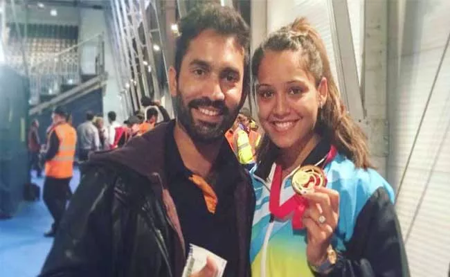 Dipika Pallikal, Saurav Duo Wins Indias First Gold Medal At WSF World Doubles Championships - Sakshi