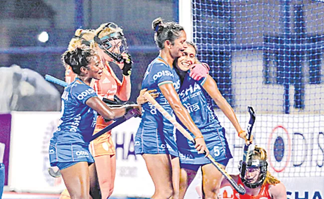 FIH Pro League: Indian Women Team Beat Olympic Champion Netherlands - Sakshi