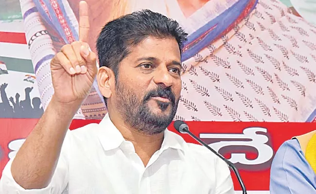 Revanth Reddy Slams On KCR Over Differences With Governor Tamilisai - Sakshi