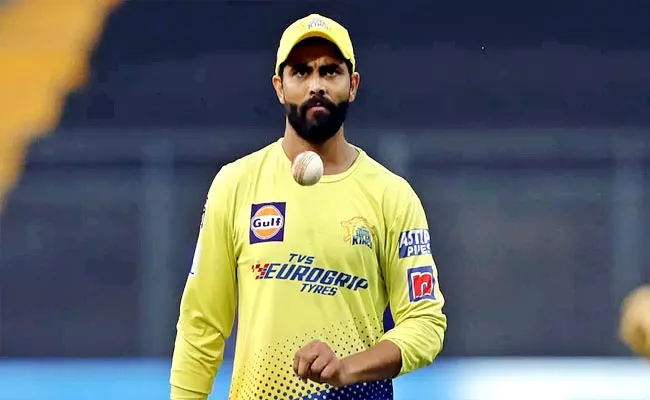 IPL 2022: Rumours Conflicts Between Ravindr Jadeja-CSK Unfollow Instagram - Sakshi