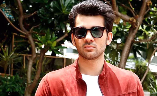 Karan Deol Engaged To Bimal Roy Great Granddaughter Here is The Truth - Sakshi