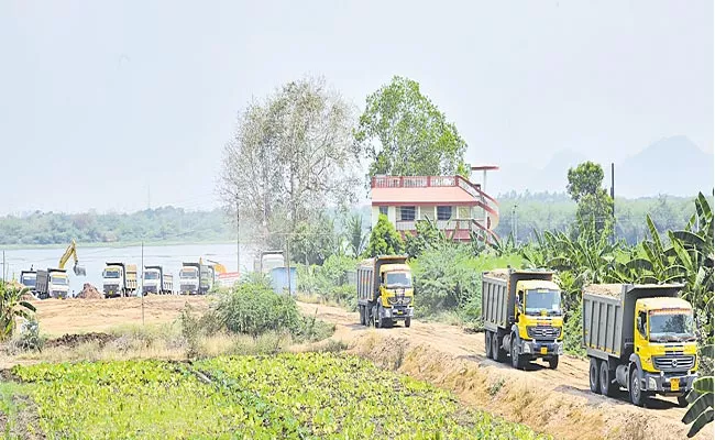 Eenadu News Paper False Propaganda On Sand Mining In AP - Sakshi