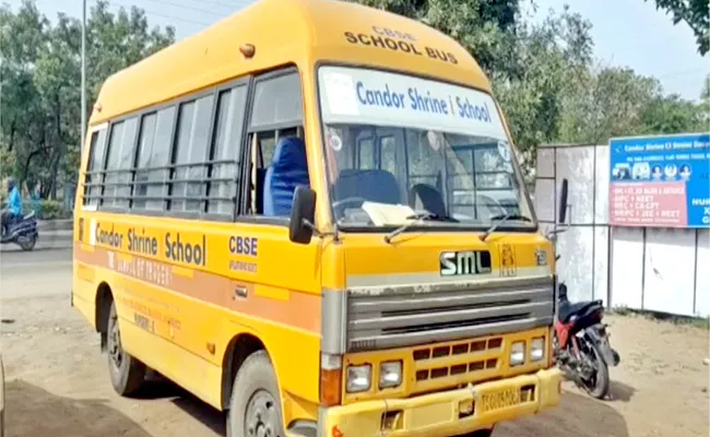 Hyderabad: School Bus Brake Fail Rans Into Security Guard Injured - Sakshi