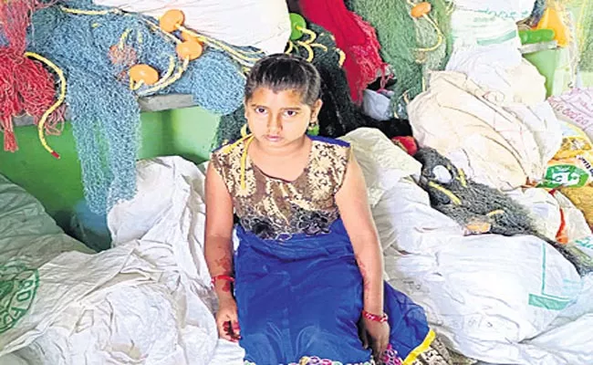 Bengalur Girl Lost Parents In Covid First Wave Now Become Orphan  - Sakshi