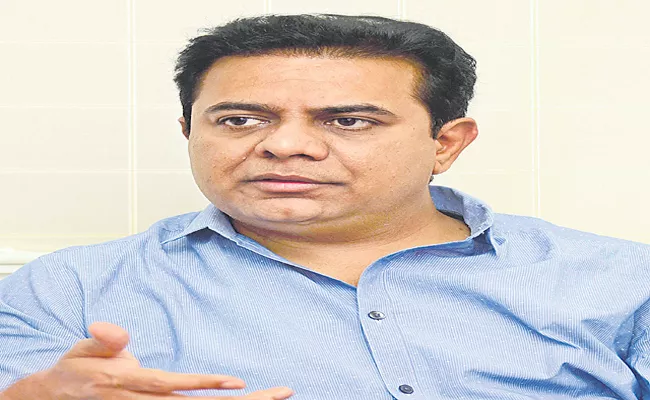 Telangana Minister KTR Flays Bandi Sanjay For His Criticism On Weavers Welfare - Sakshi