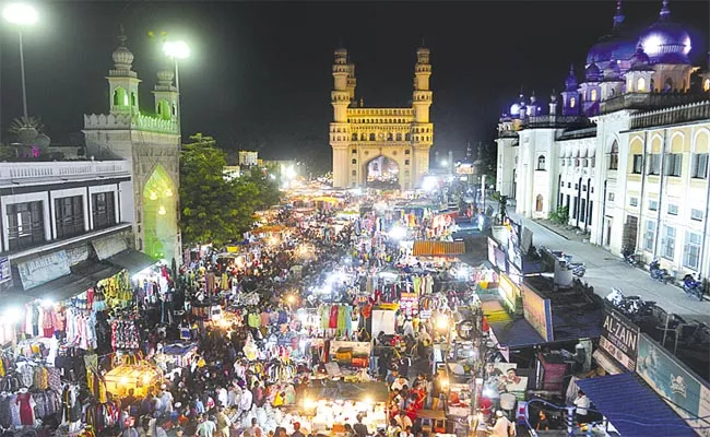 Ramzan Market Bustle In The Old Town At Old Hyderabad - Sakshi