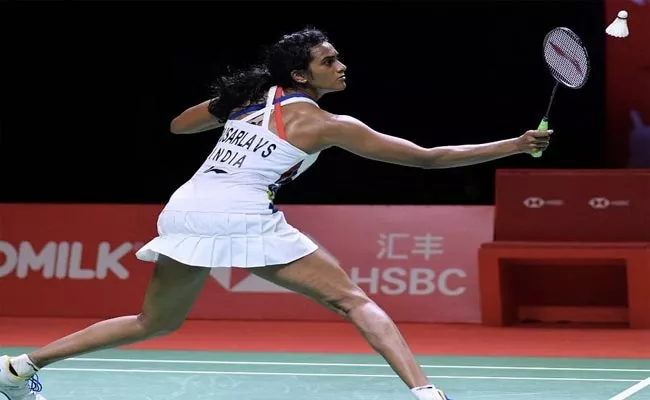 PV Sindhu Seizes Semi Final Spot In Thailand Open  - Sakshi