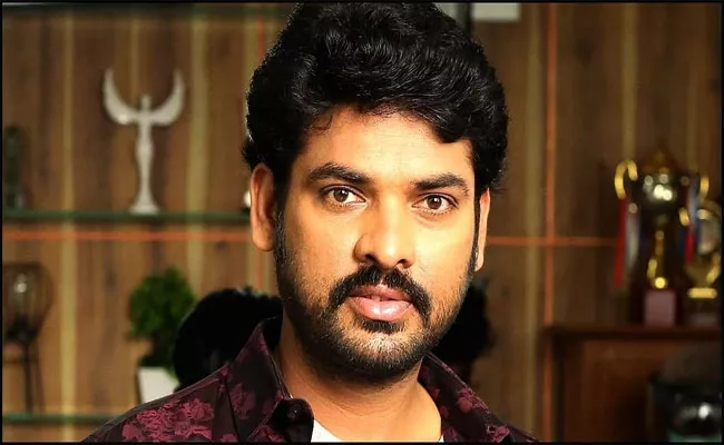 South Actor Vimal as Journalist in Thudikkum Karangal - Sakshi