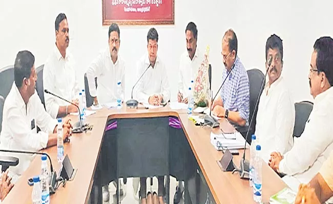 Minister Appalaraju Meeting Shrimp Farmers And Feed Makers - Sakshi