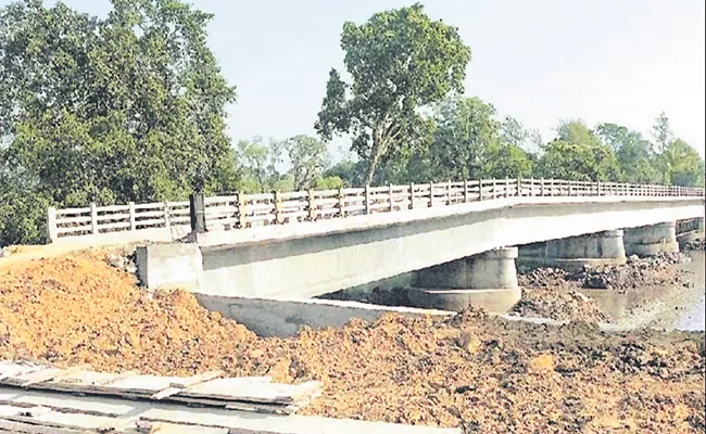 Rapid construction of new bridges in Andhra Pradesh - Sakshi