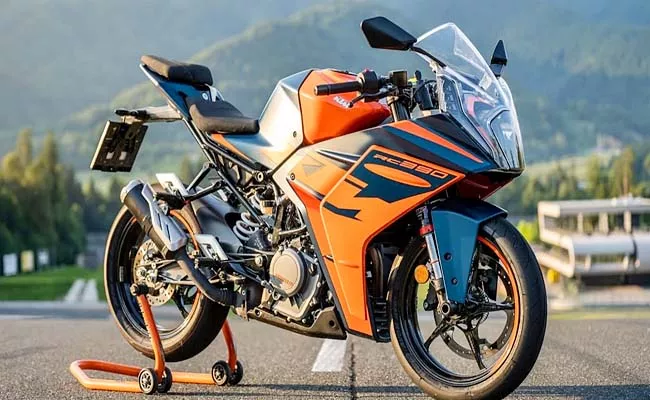 2022 KTM RC390 launched at above 3lakhs - Sakshi