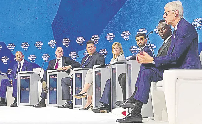 Davos: Consequences of financial breakdown - Sakshi