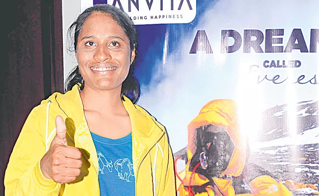 Padamati Anvitha Reddy: My Dream Came True when I Climbed Mount Everest - Sakshi