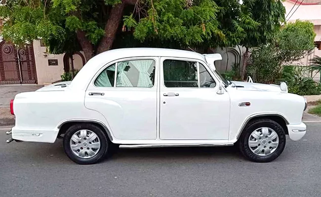 Hindustan Motors Tie Up With European Electric Vehicle Company - Sakshi