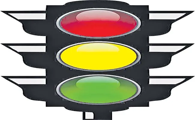 Traffic Officials Implementing Adaptive Traffic Control System  - Sakshi