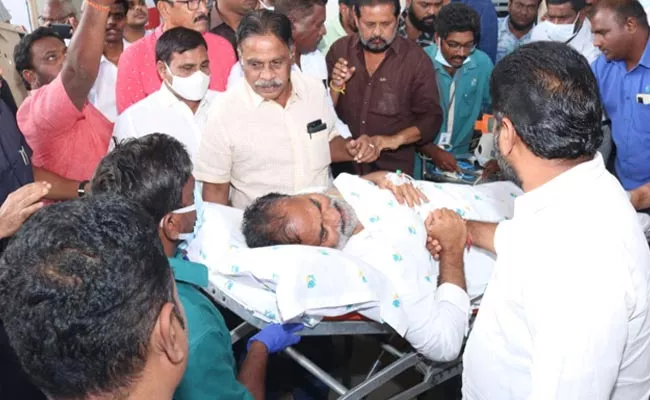 Kotamreddy Sridharreddy Is In Hospital - Sakshi