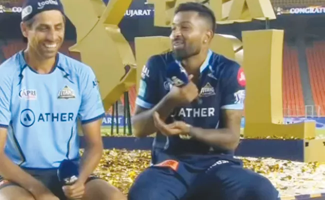 IPL 2022: GT Coach Ashish Nehra Hardik Pandya Banter After Match Its Lie - Sakshi