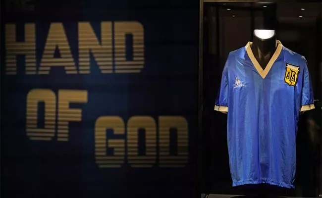 Maradonas Hand of God shirt is auctioned for 9 3 million dollars - Sakshi