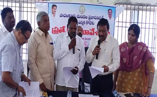 Subbarayudu as Podalakur Mandal Parishad President - Sakshi