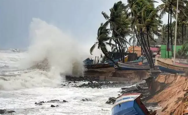 Cyclone Asani Alert for Kosta Districts - Sakshi