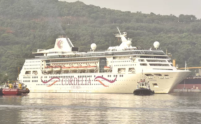 No Permission Given To Cruise Ship To Anchor Near Puducherry Coast - Sakshi