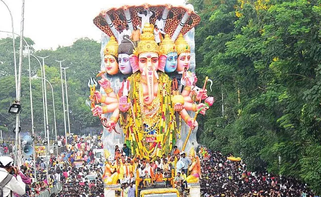 Hyderabad: Khairatabad Ganesh Clay Idol to be 50 Foot Tall This Year - Sakshi