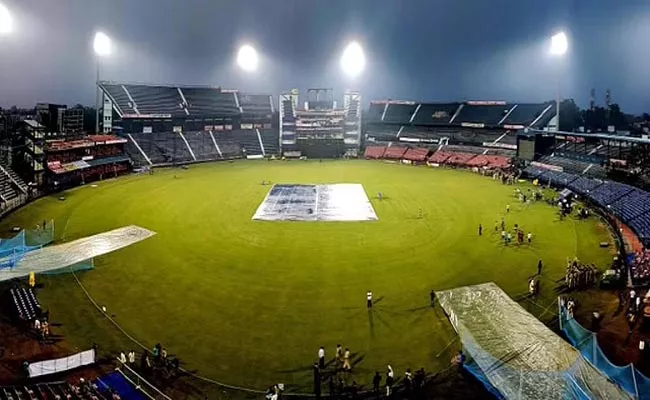 No major Rain in Cuttack during second India southafrica 2nd T20 - Sakshi