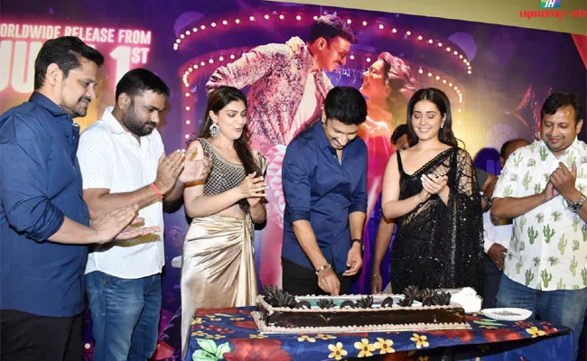 Gopichand, Maruthi Comments On Pakka Commercial Trailer Release Event - Sakshi