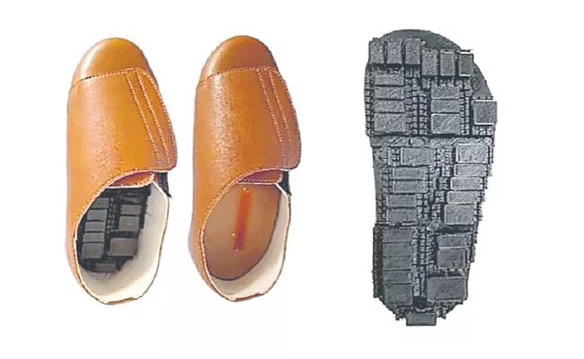 Snapping footwear to help prevent diabetic foot complications - Sakshi