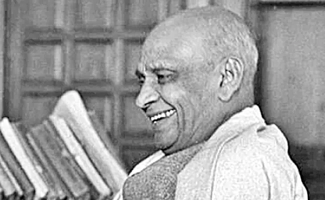 Azadi Ka Amrit Mahotsav: Congress Leader Sardar Vallabhai Patel Daring Ruling - Sakshi