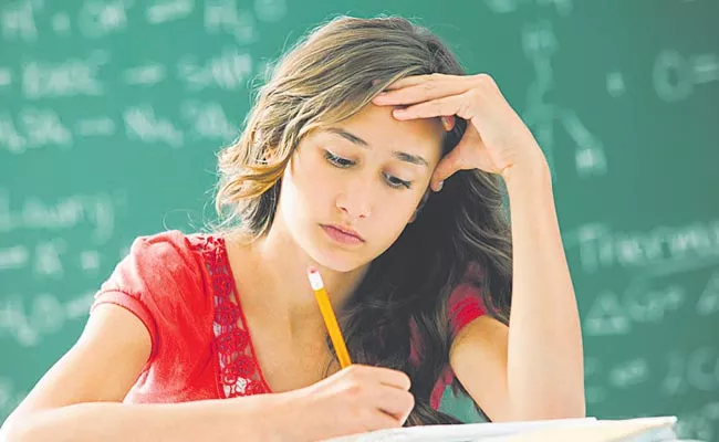 AICTE Survey: Engineering Students Weak In Maths - Sakshi